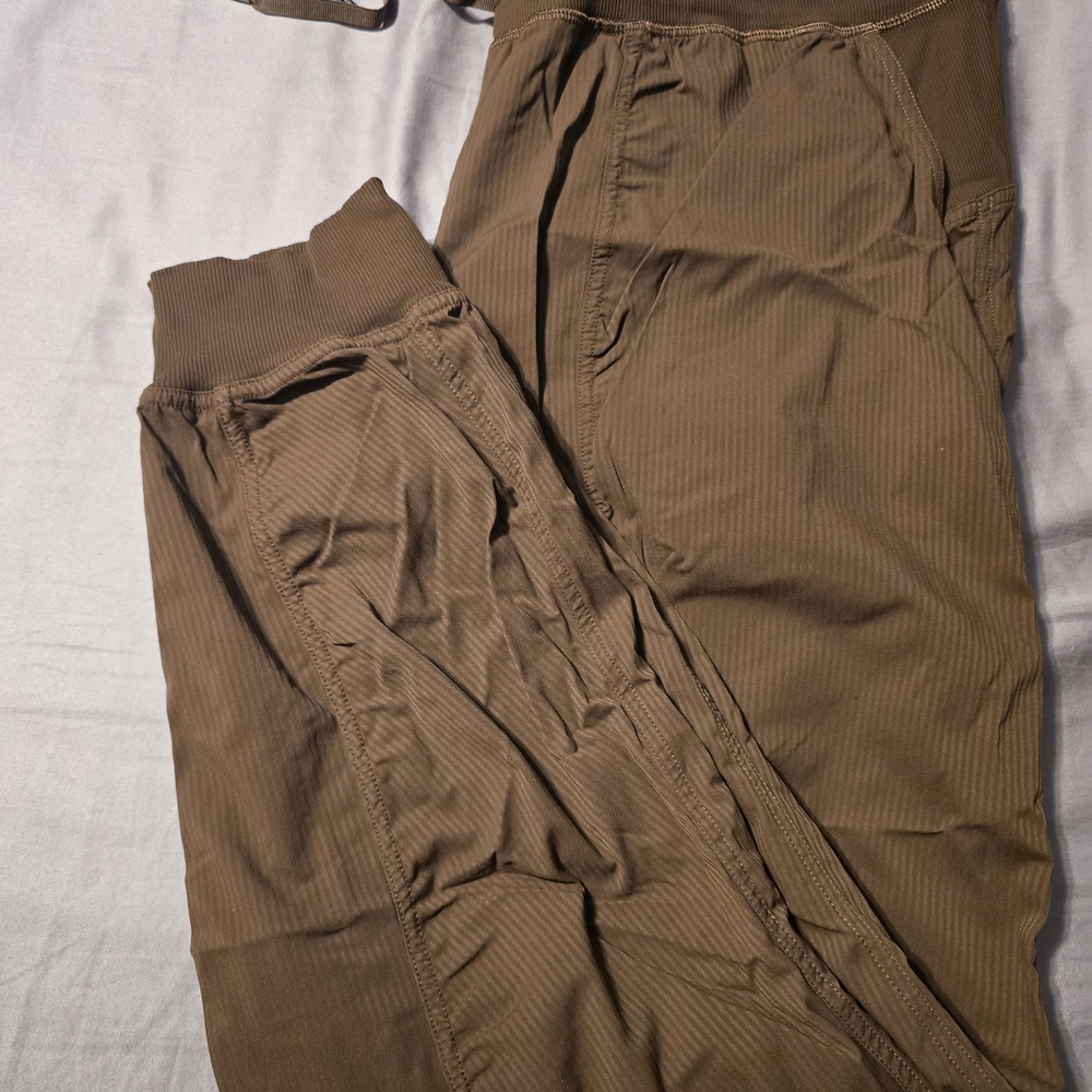 Lululemon Dance Studio Mid Rise Jogger